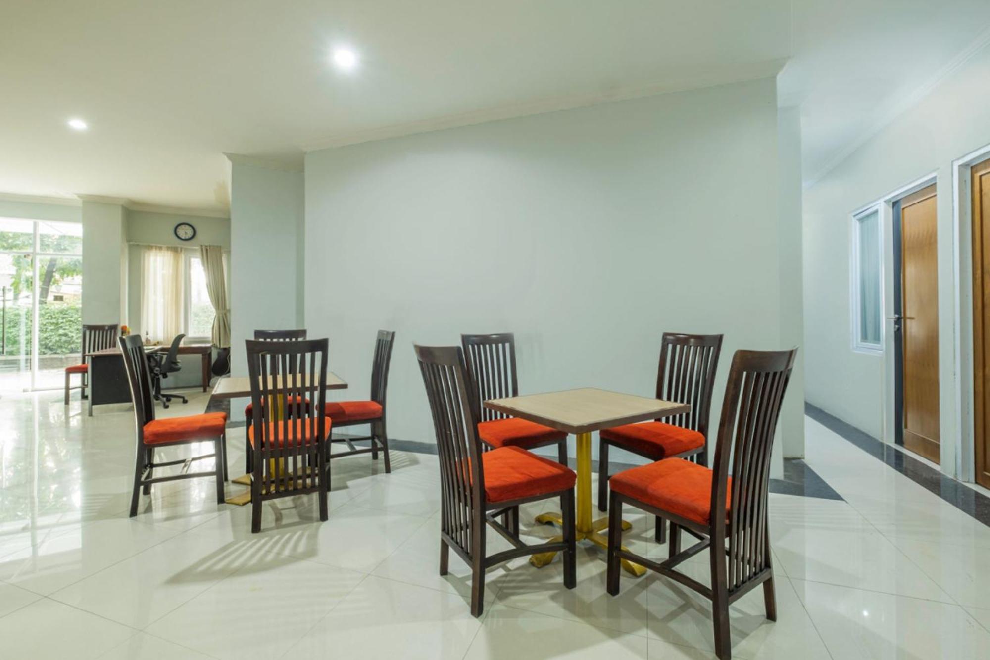 Oyo Living 2195 Al Jazeerah Residence Syariah Bandung Kültér fotó